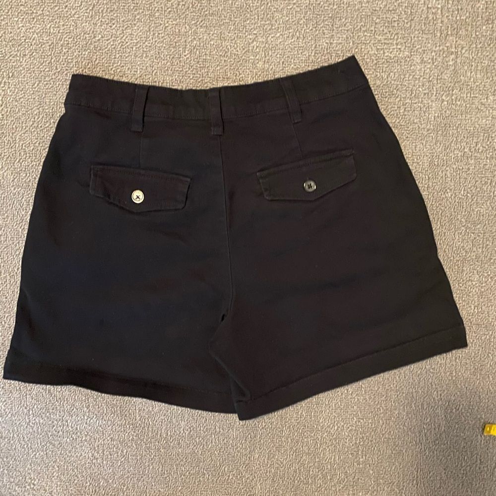 Women's Banana Republic Black Utility Shorts - Picture 6 of 6